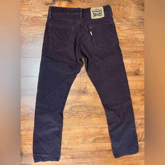 Comfy Levi’s! - Picture 2 of 3